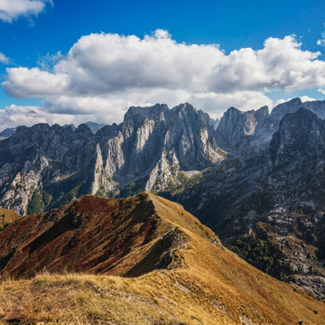 Kamperen in Stilte: De 6 Best Bewaarde Geheimen van Europa