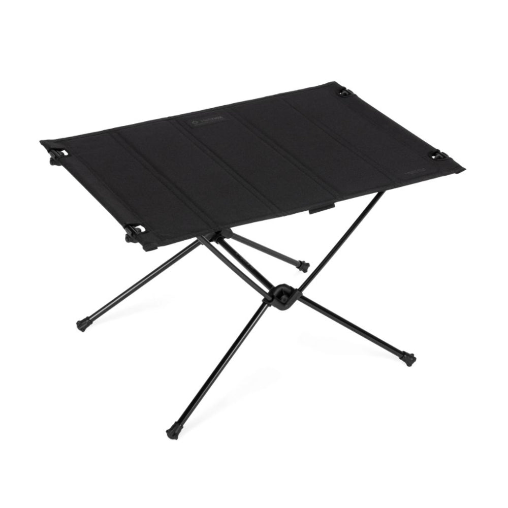 Helinox Table One Hard Top Blackout Edition zwarte lichtgewicht campingtafel met stevig frame