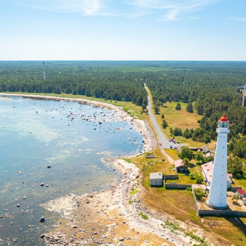 Hiiumaa, Estland: Het Eiland van Rust en Bakens