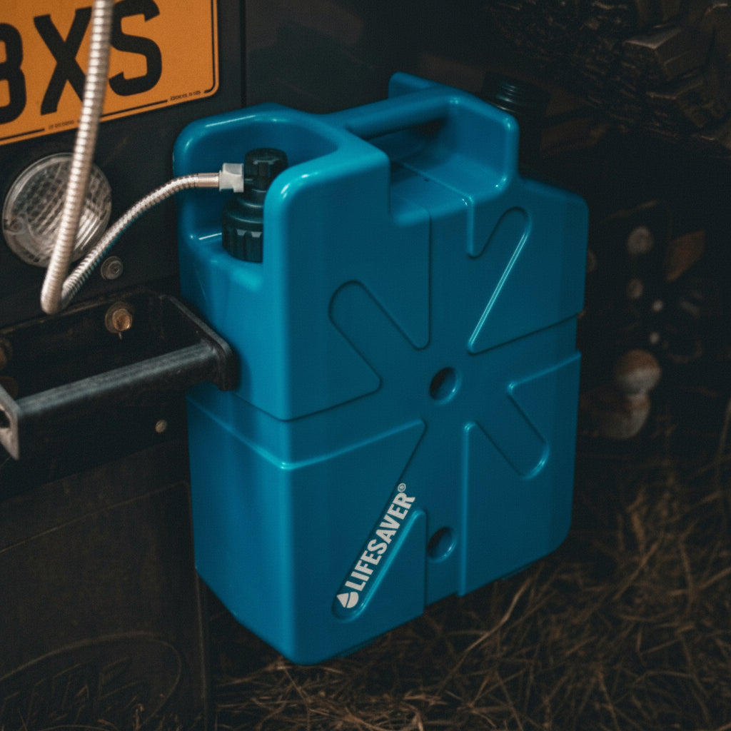 Lifesaver jerrycan douche sfeerfoto