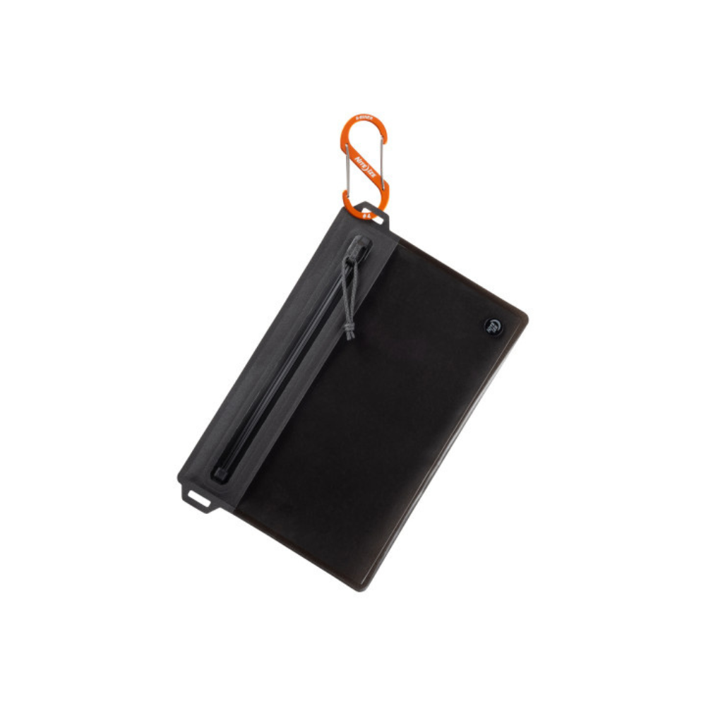 Nite Ize RunOff Waterbestendige reis tas antraciet M kopen bij Outdoor-Travel.nl